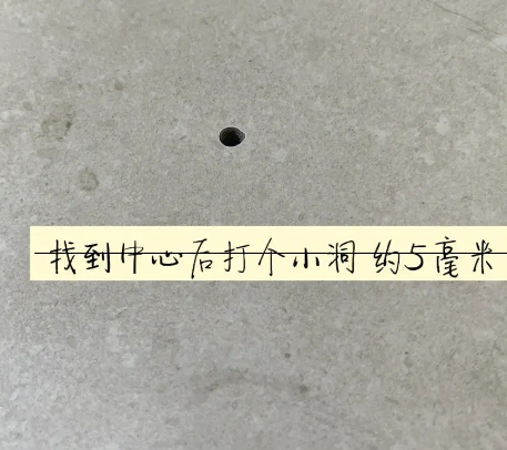 官渡瓷砖空鼓维修公司专业解答在瓷砖铺贴过程中，如果砂料搅拌不均匀，将会带来以下问题